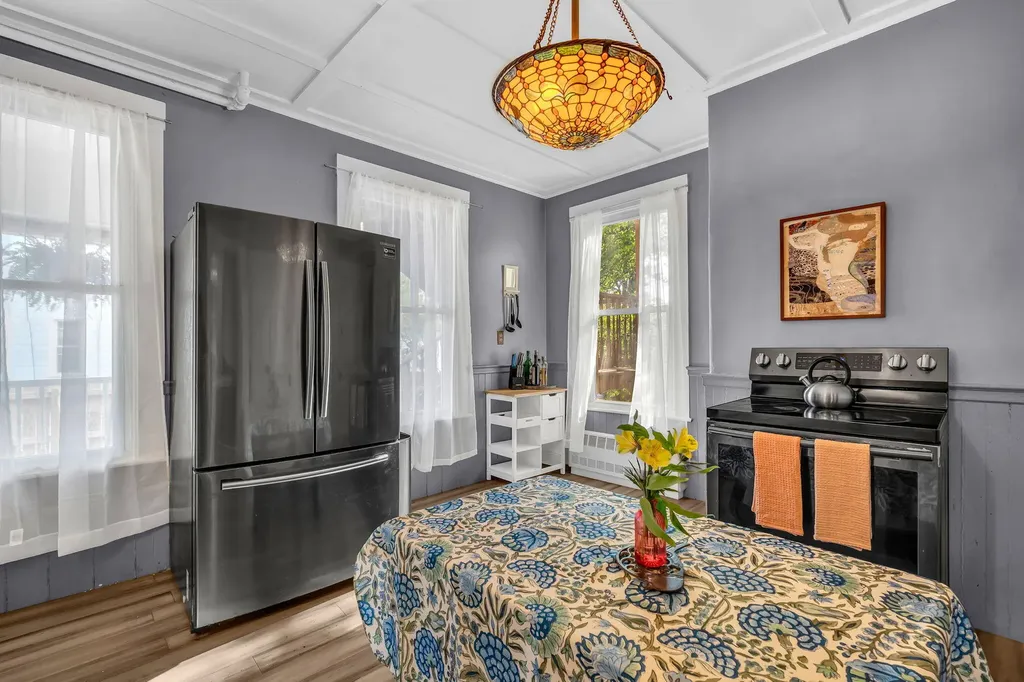 21 Laurel Avenue Auburn ME 04210