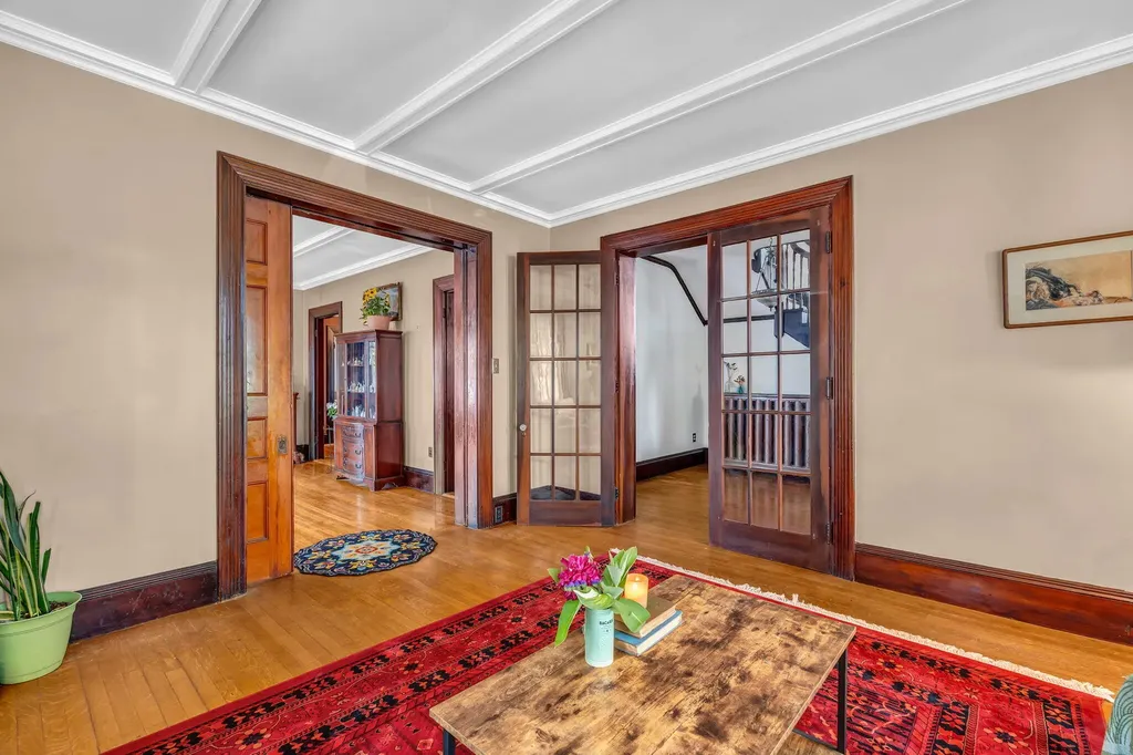 21 Laurel Avenue Auburn ME 04210