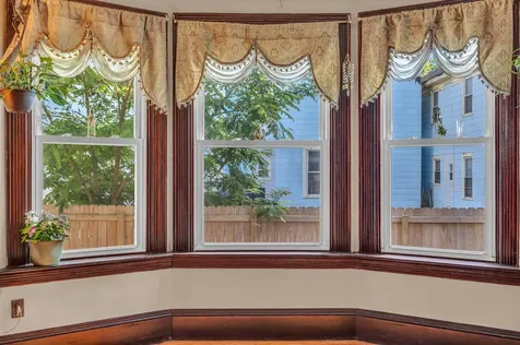 21 Laurel Avenue Auburn ME 04210