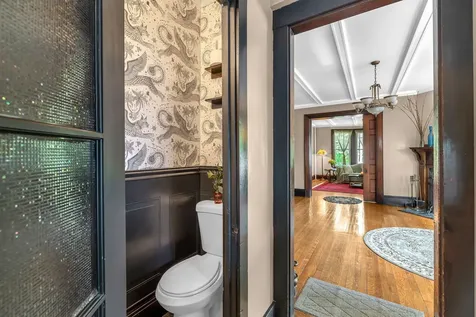 21 Laurel Avenue Auburn ME 04210