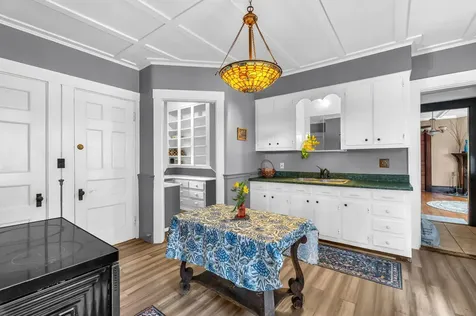 21 Laurel Avenue Auburn ME 04210