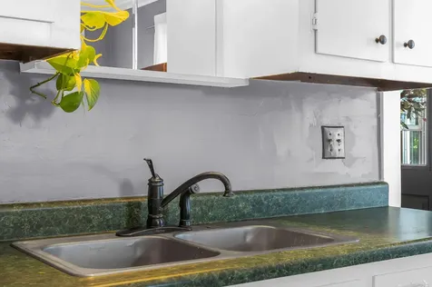 21 Laurel Avenue Auburn ME 04210