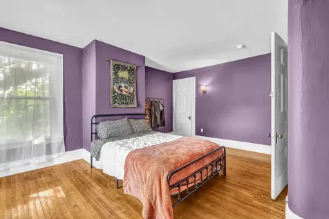 21 Laurel Avenue Auburn ME 04210