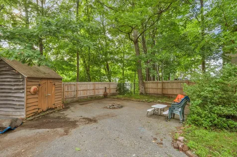 21 Laurel Avenue Auburn ME 04210