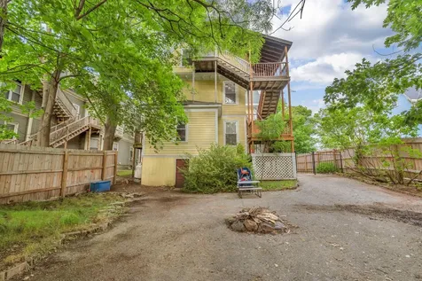 21 Laurel Avenue Auburn ME 04210