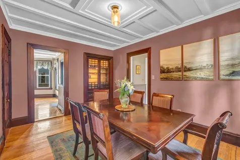 21 Laurel Avenue Auburn ME 04210