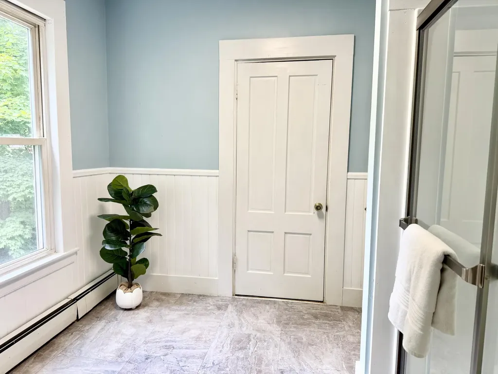 33 Brown Street Westbrook ME 04092