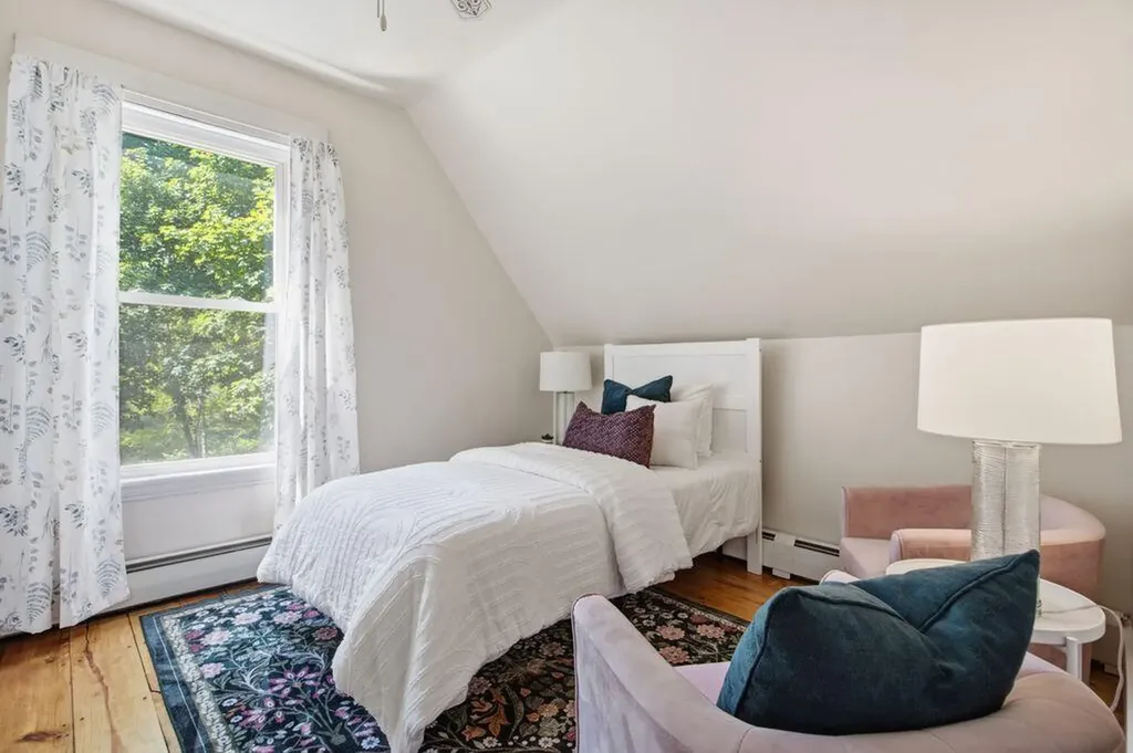 33 Brown Street Westbrook ME 04092