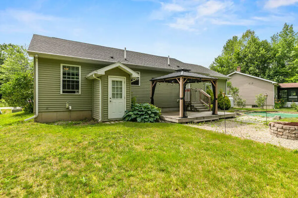 14 Fox Hollow Drive Auburn ME 04210