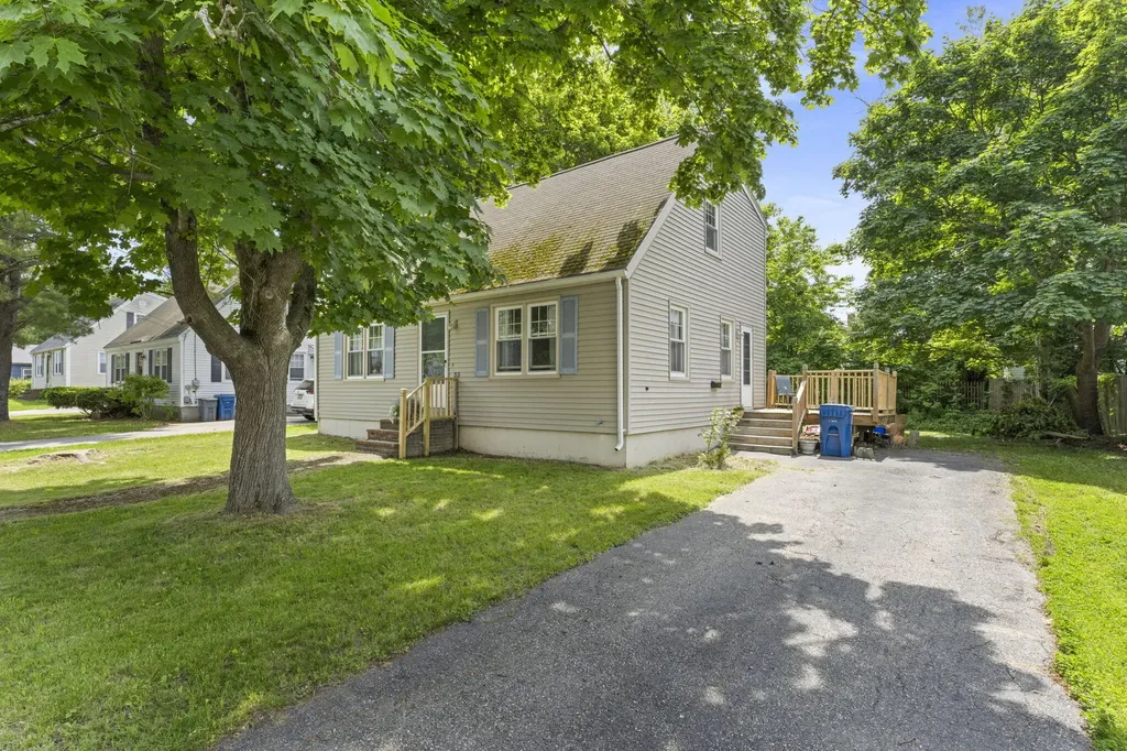 33 Penn Avenue Portland ME 04103