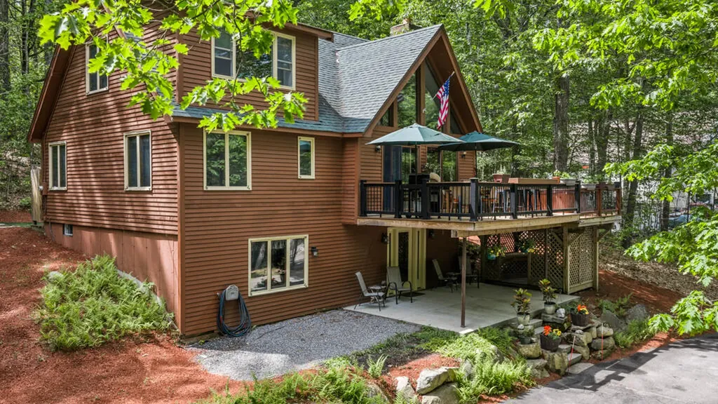 90 Trickey Pond Road Naples ME 04055