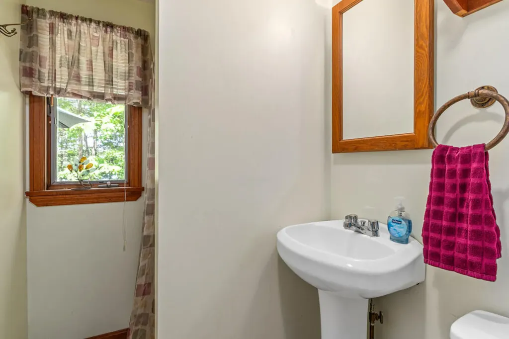 90 Trickey Pond Road Naples ME 04055