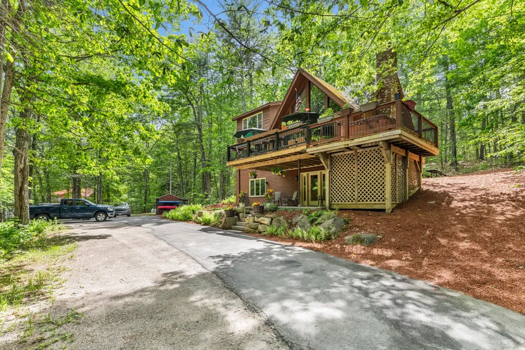 90 Trickey Pond Road Naples ME 04055