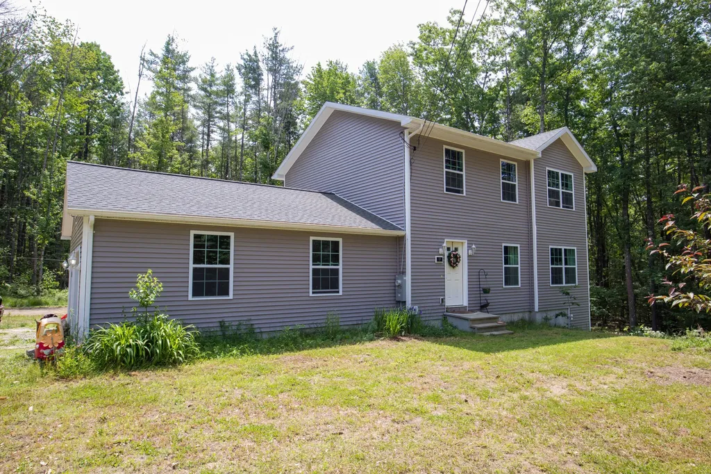 129 Elm Street Sanford ME 04083