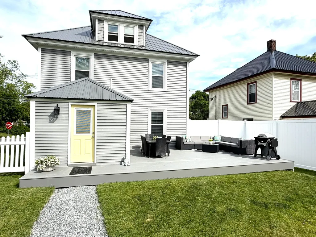 231 3rd Street Bangor ME 04401