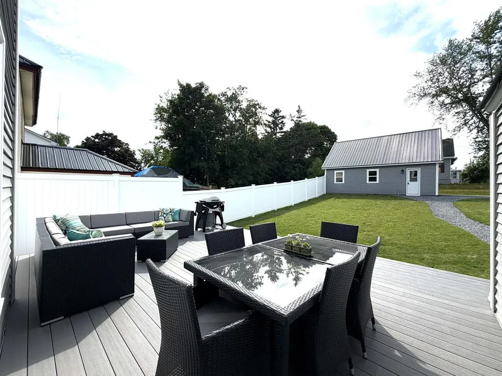 231 3rd Street Bangor ME 04401