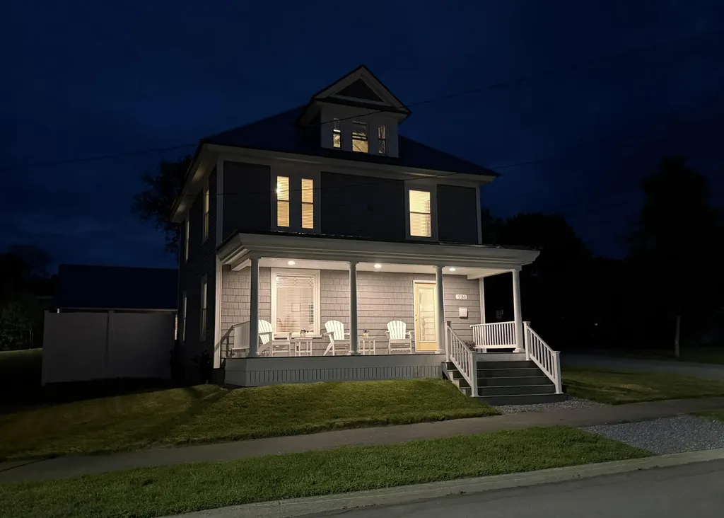 231 3rd Street Bangor ME 04401
