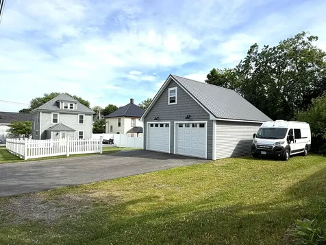 231 3rd Street Bangor ME 04401