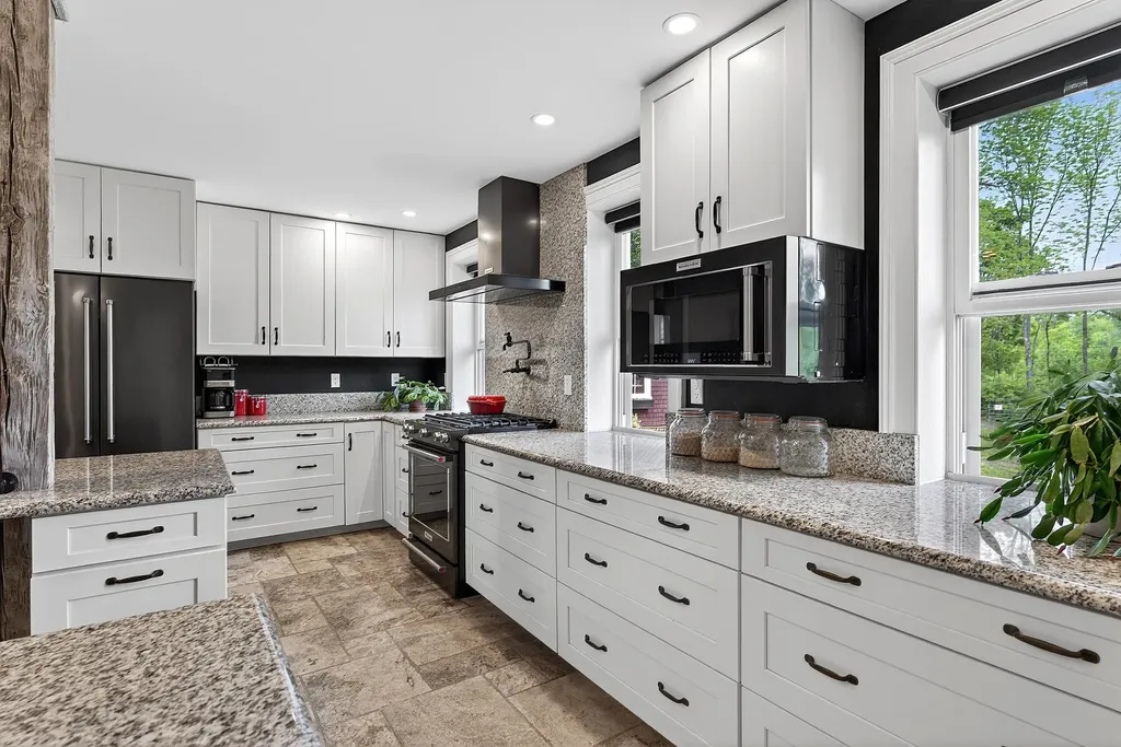 290 Leighton Road Augusta ME 04330