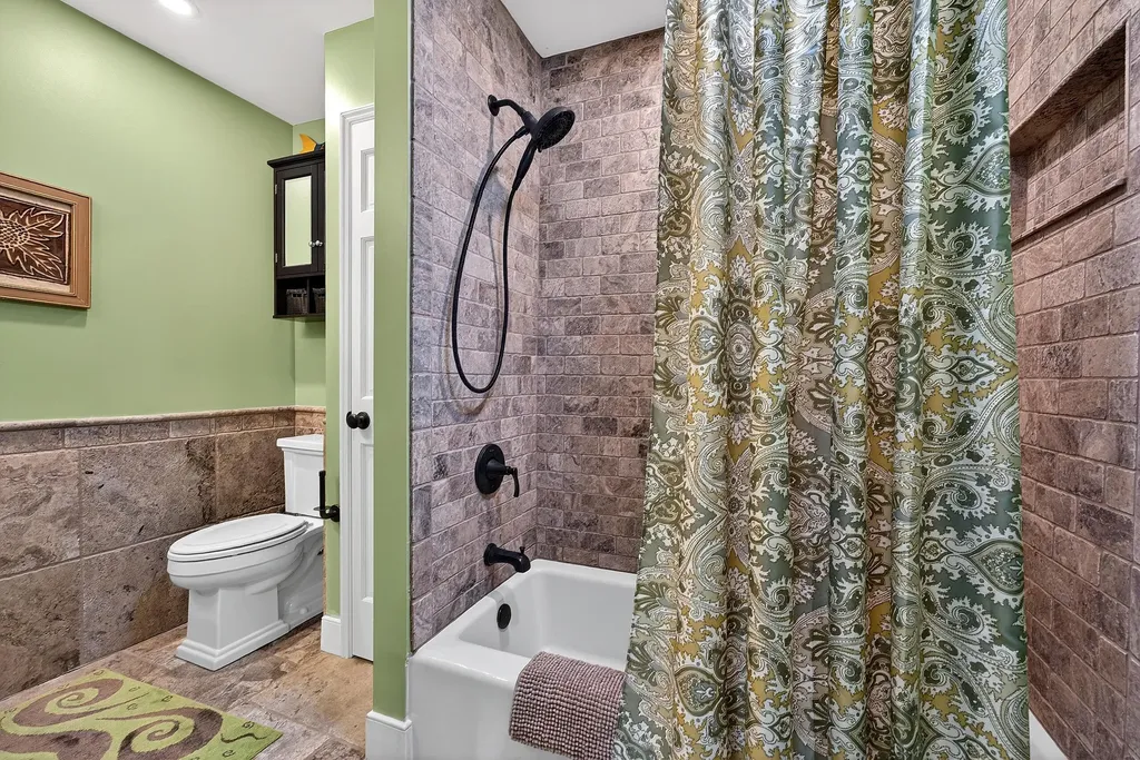 290 Leighton Road Augusta ME 04330