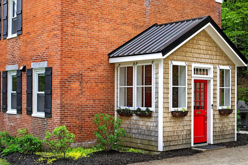 290 Leighton Road Augusta ME 04330