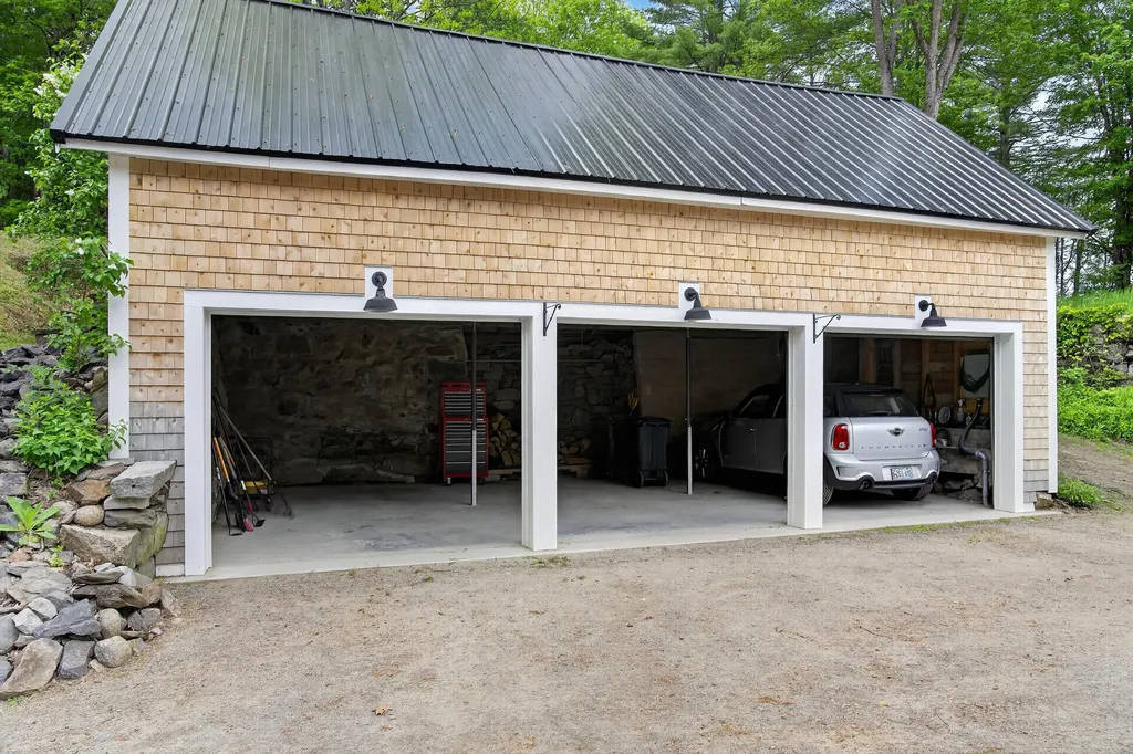 290 Leighton Road Augusta ME 04330