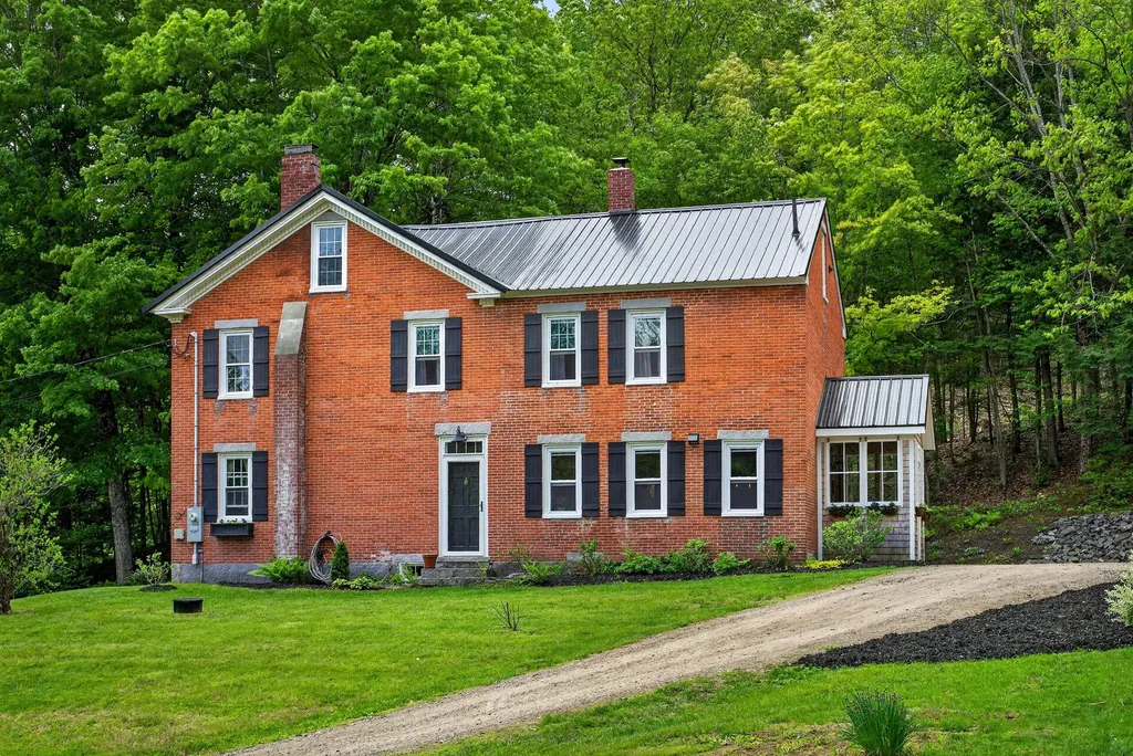 290 Leighton Road Augusta ME 04330
