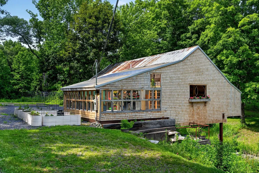 290 Leighton Road Augusta ME 04330