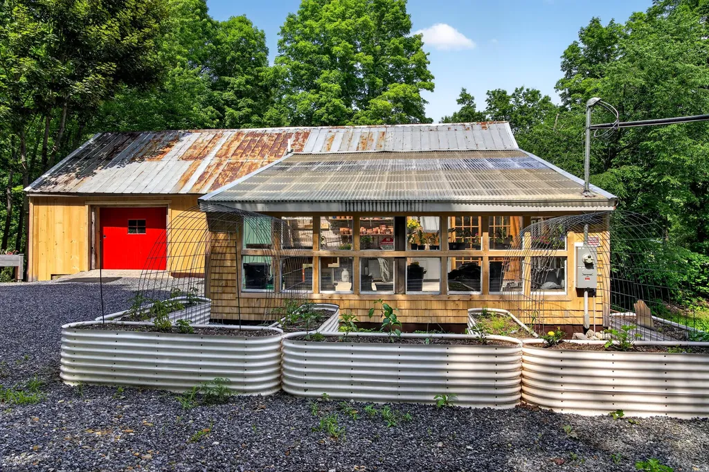 290 Leighton Road Augusta ME 04330