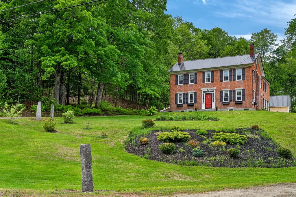 290 Leighton Road Augusta ME 04330
