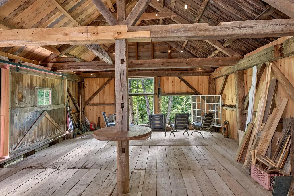 290 Leighton Road Augusta ME 04330