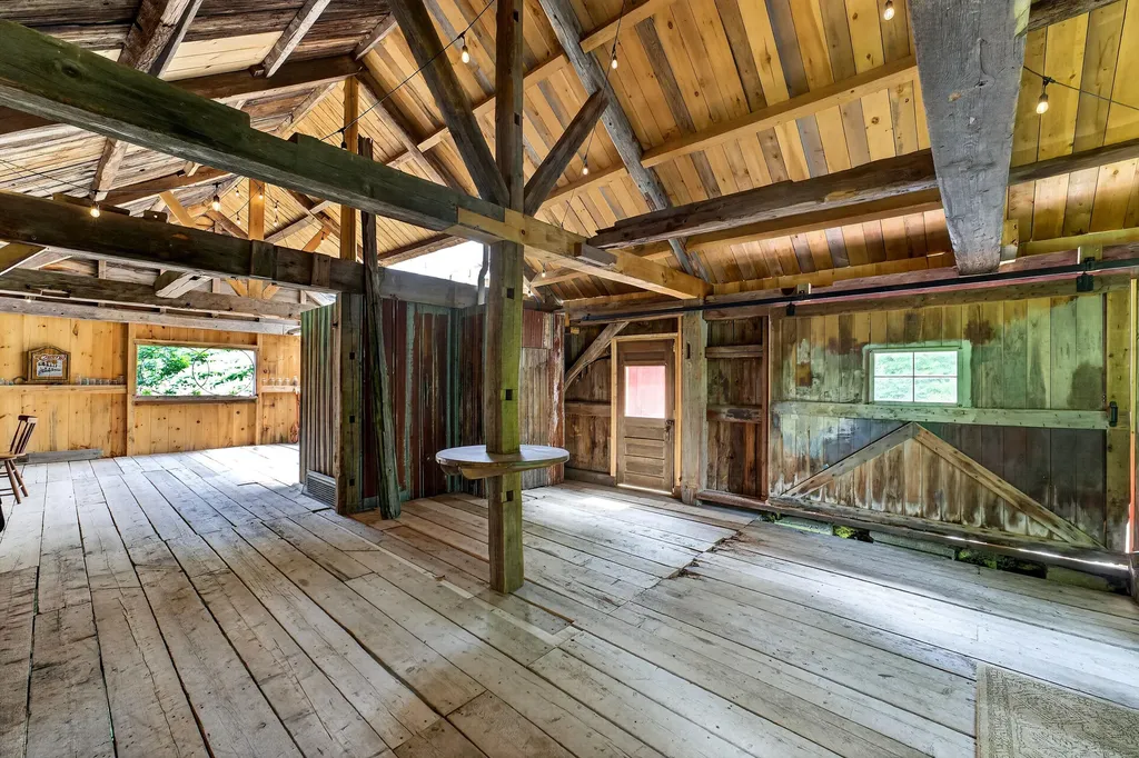 290 Leighton Road Augusta ME 04330