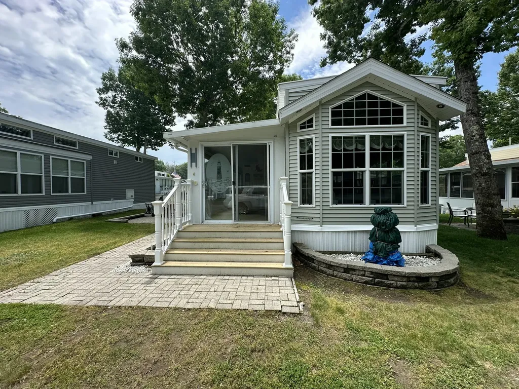 23 College Drive Wells ME 04090