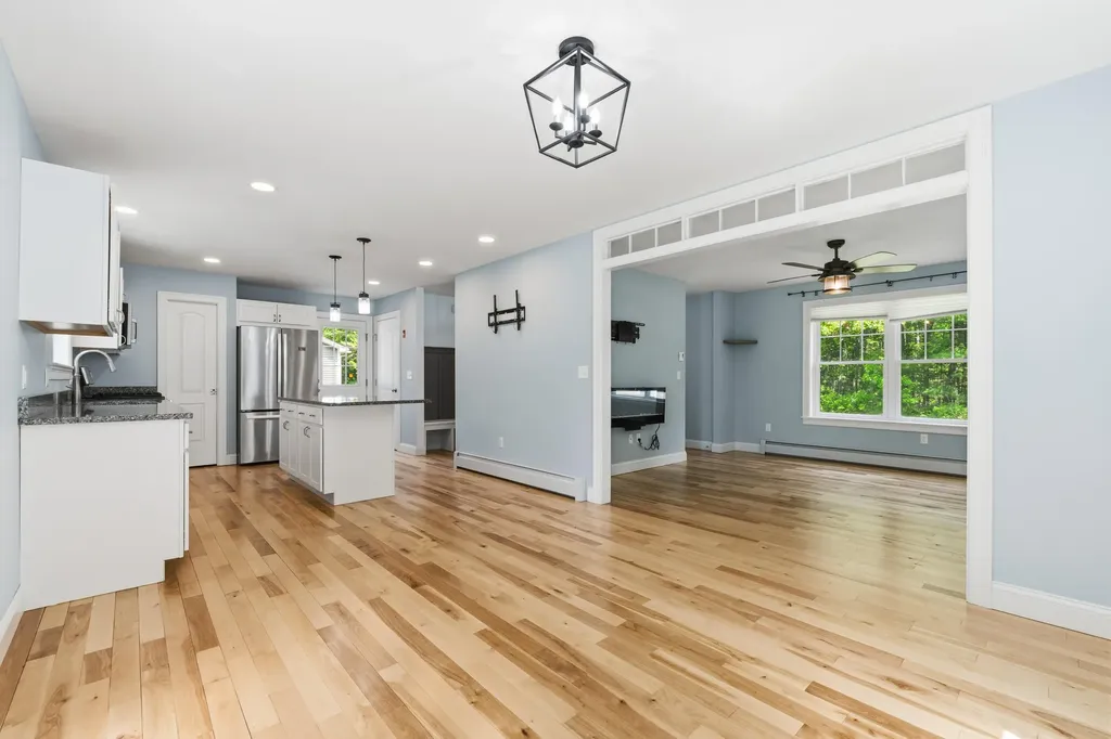 42 Admiral Harry Rich Drive Brunswick ME 04011
