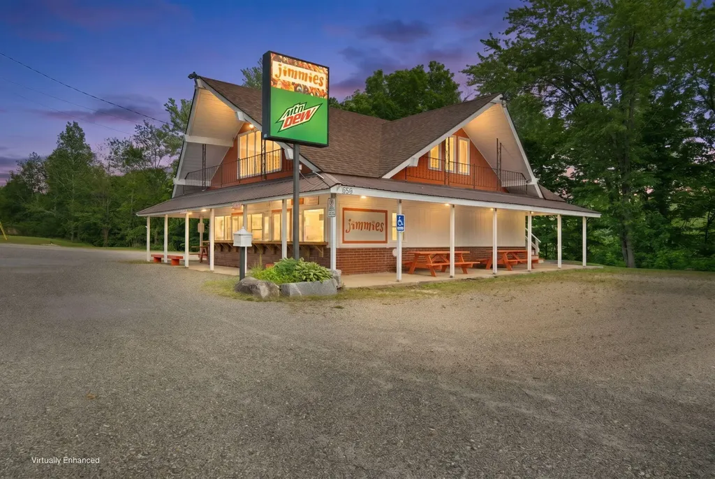 856 River Road Mexico ME 04257