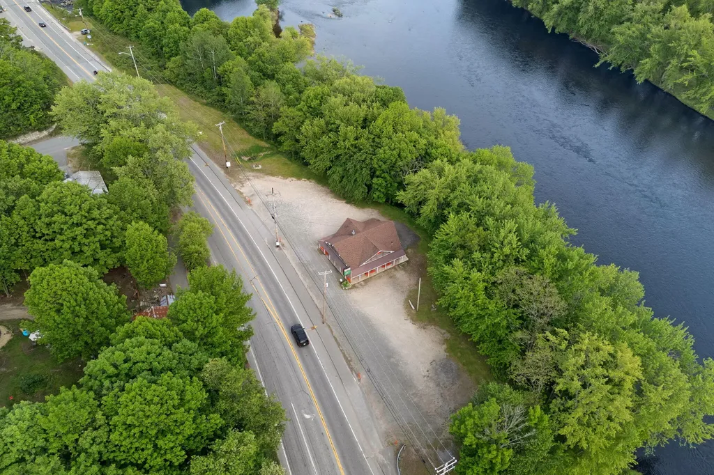 856 River Road Mexico ME 04257