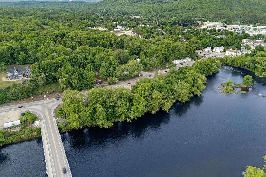 856 River Road Mexico ME 04257
