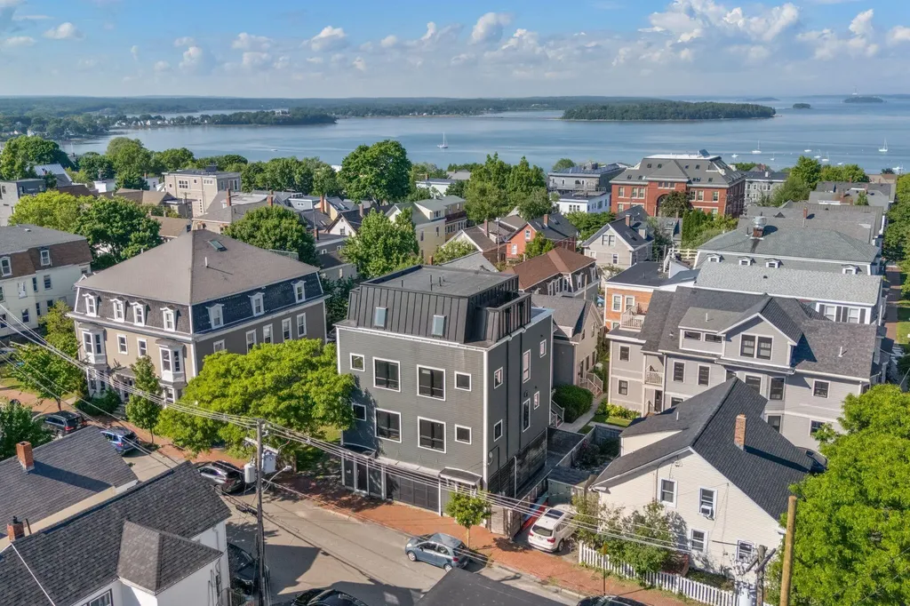 5 Merrill Street Portland ME 04101