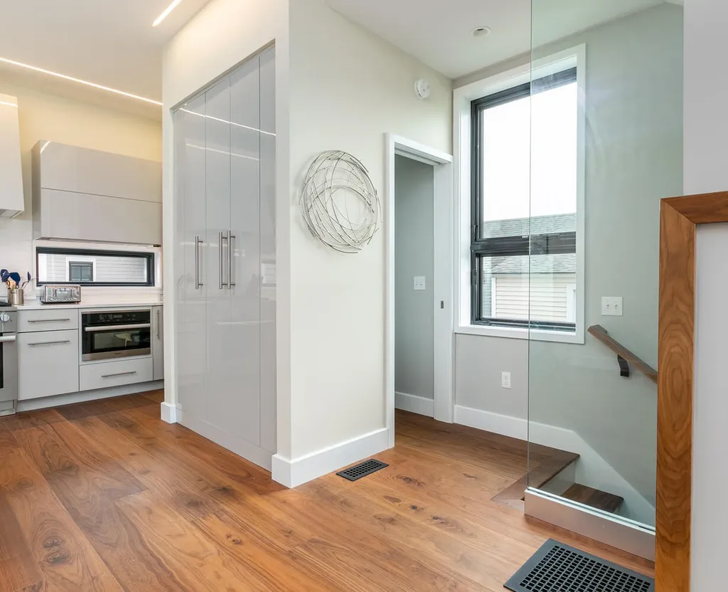 5 Merrill Street Portland ME 04101