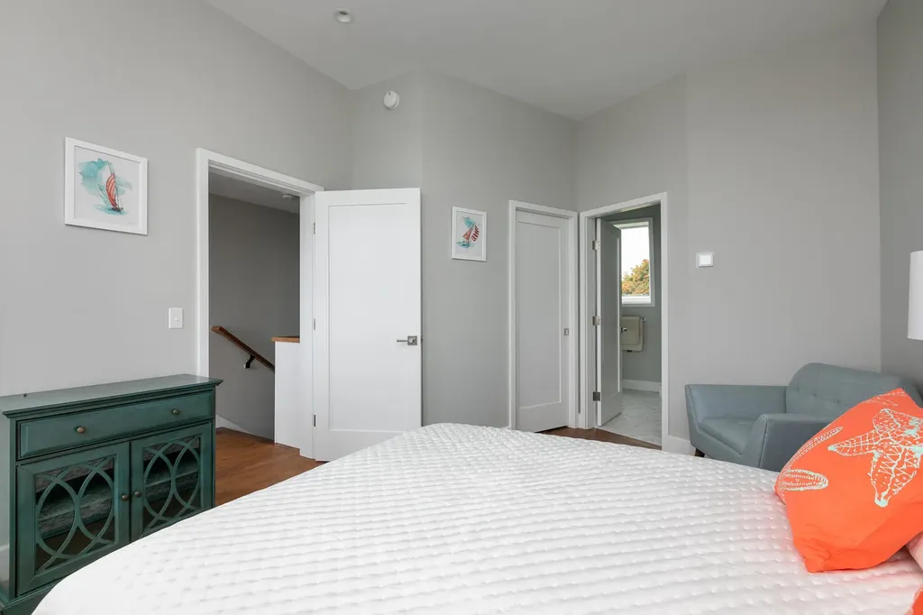 5 Merrill Street Portland ME 04101