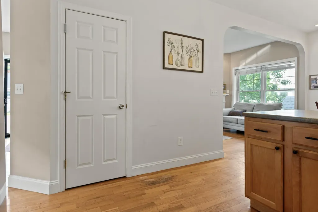 13 Anchor Road South Portland ME 04106