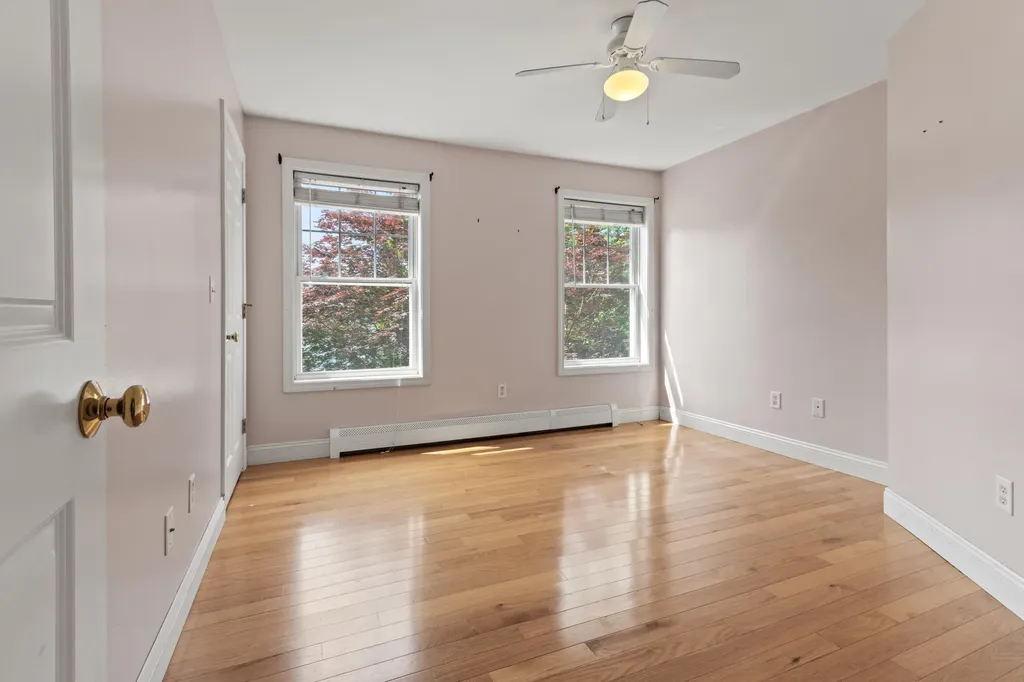 13 Anchor Road South Portland ME 04106