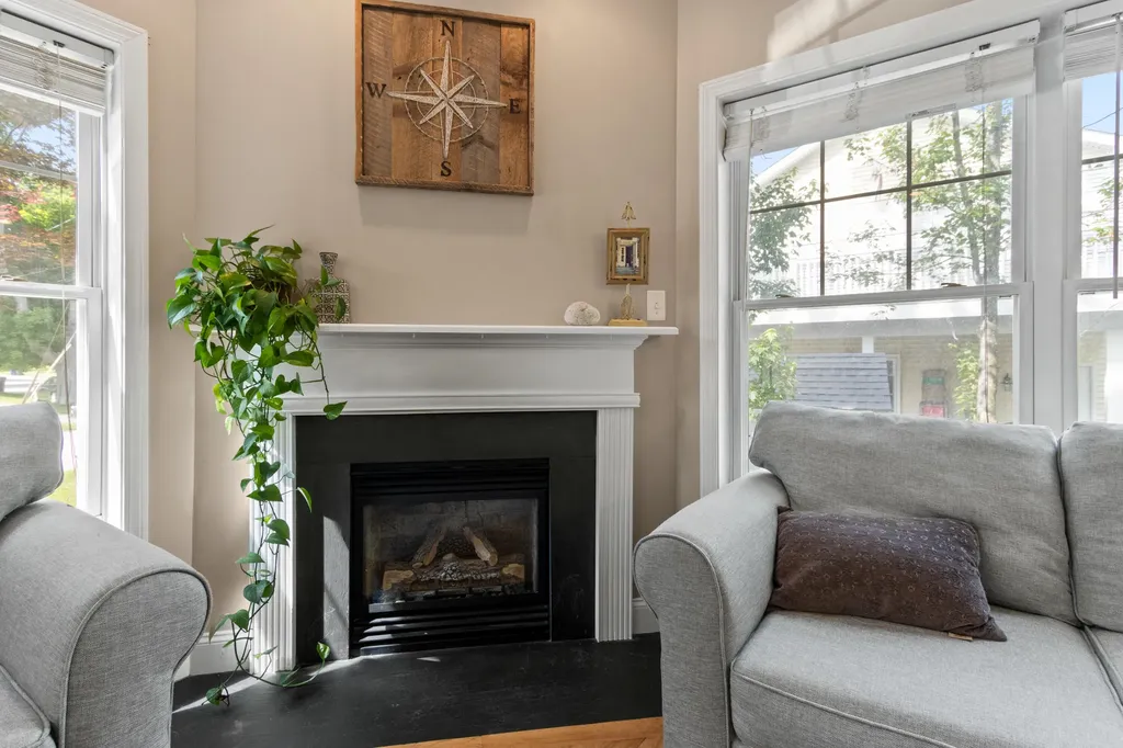 13 Anchor Road South Portland ME 04106