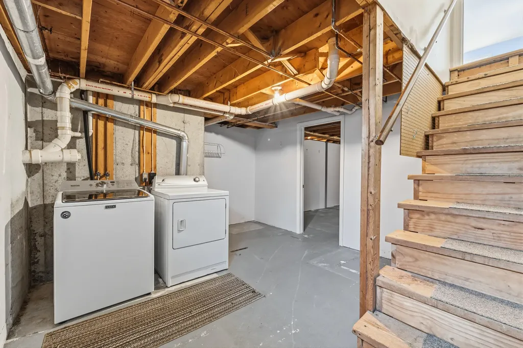 111 Bradley Street Saco ME 04072
