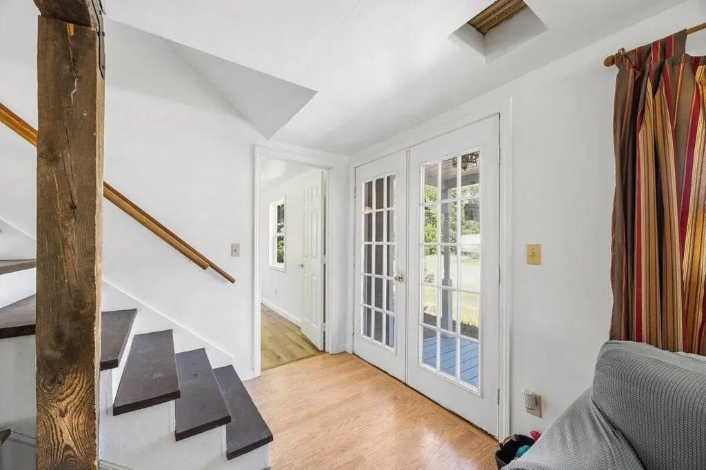 25 Pearl Street Waterboro ME 04087