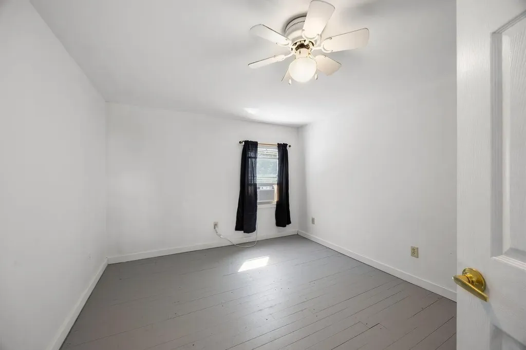 25 Pearl Street Waterboro ME 04087