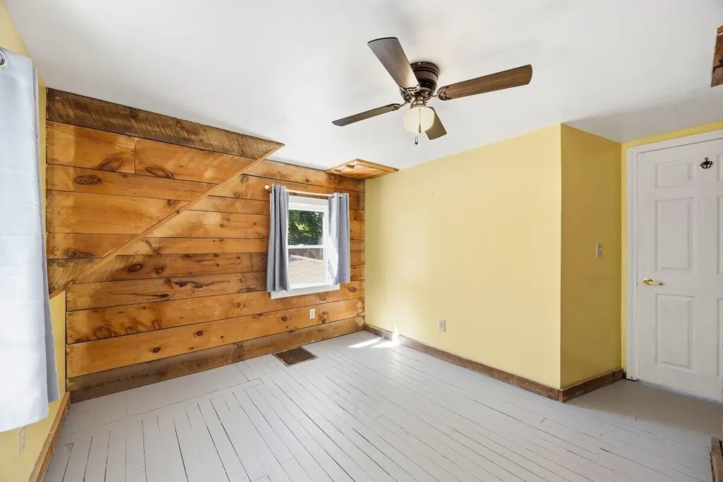 25 Pearl Street Waterboro ME 04087