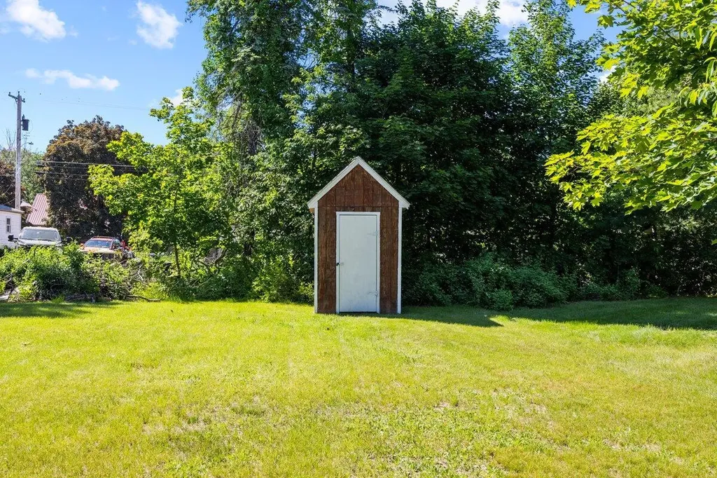 25 Pearl Street Waterboro ME 04087