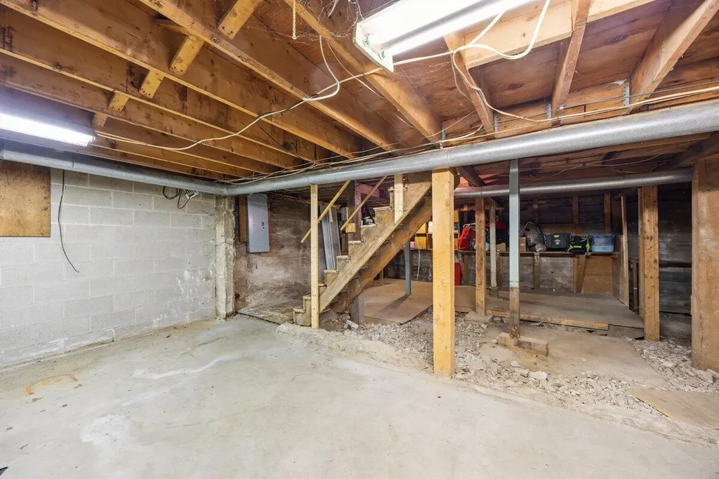 25 Pearl Street Waterboro ME 04087