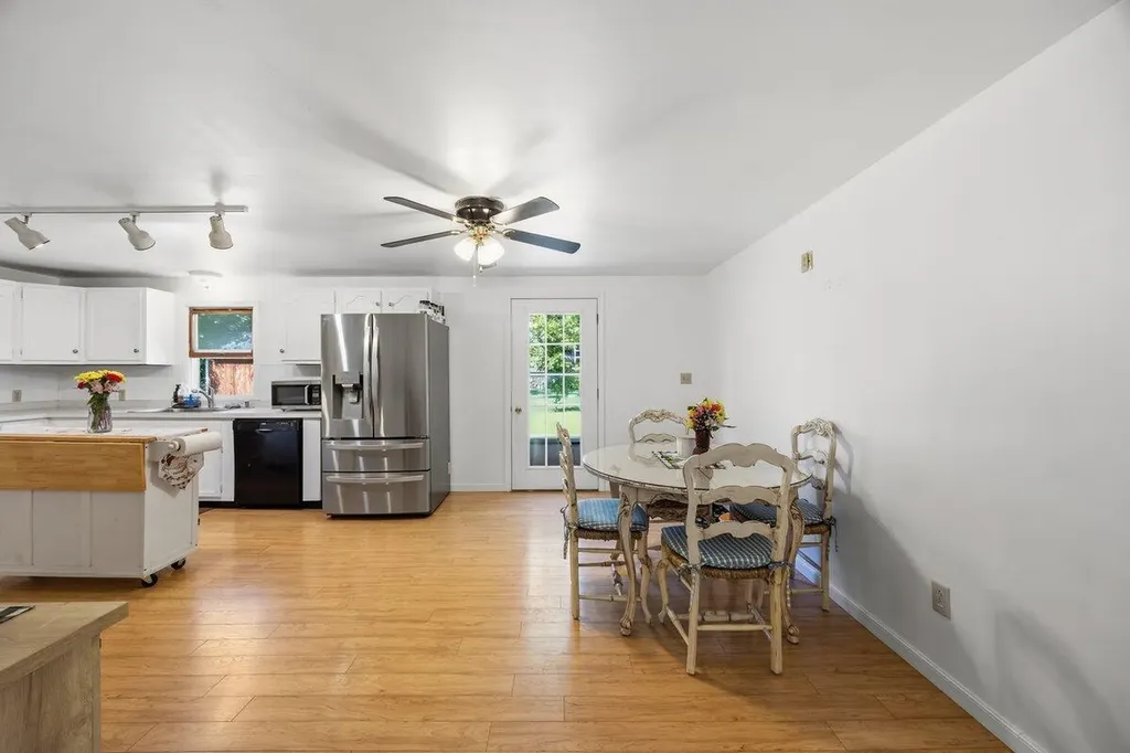 25 Pearl Street Waterboro ME 04087